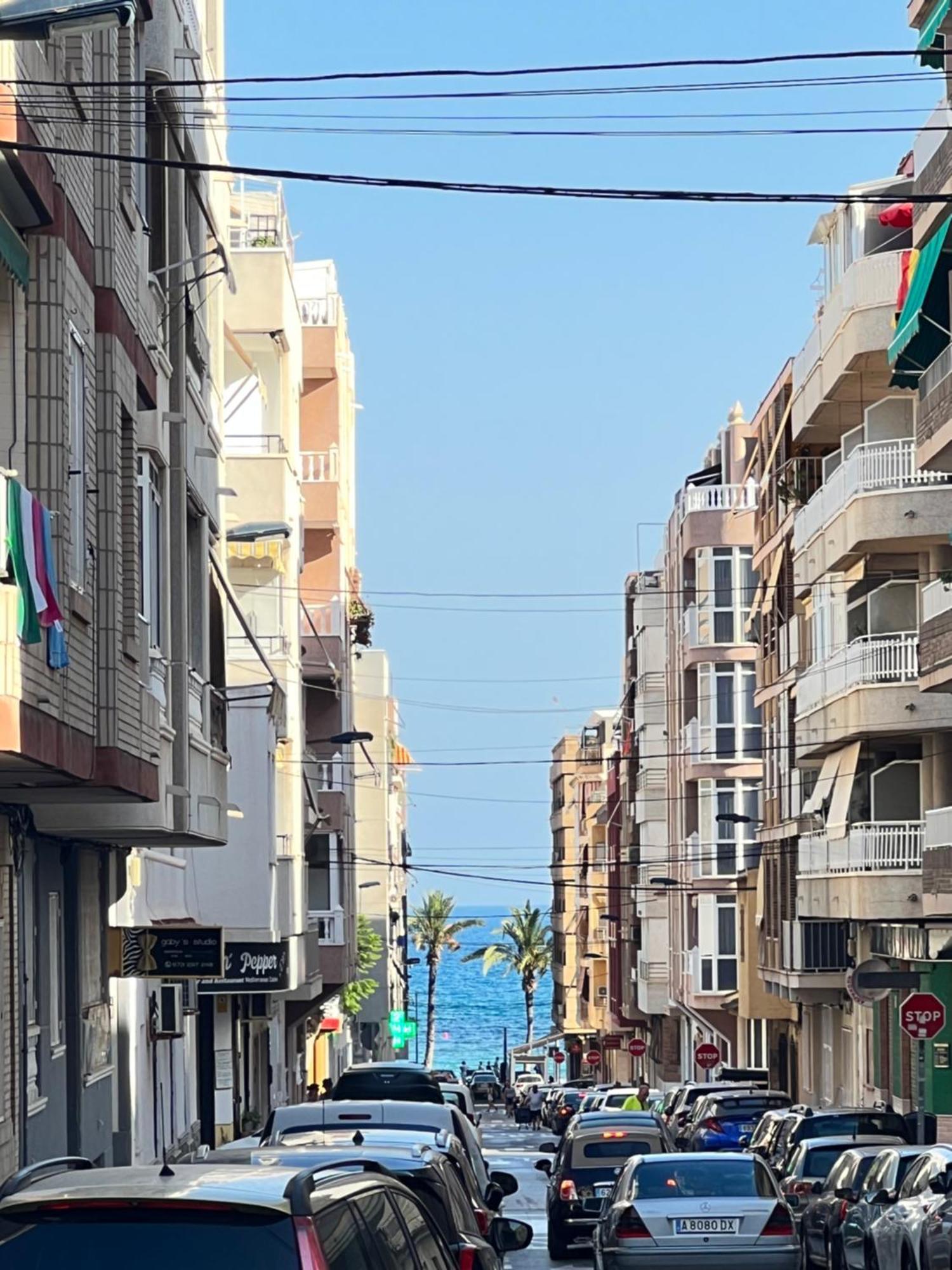 Renovated Cosy Studio 350 M Playa Del Cura, With Official Touristic License Torrevieja Ngoại thất bức ảnh
